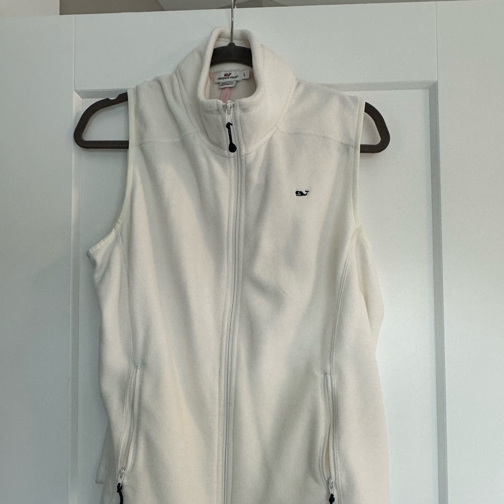 Women’s Vineyard Vines Vest Large